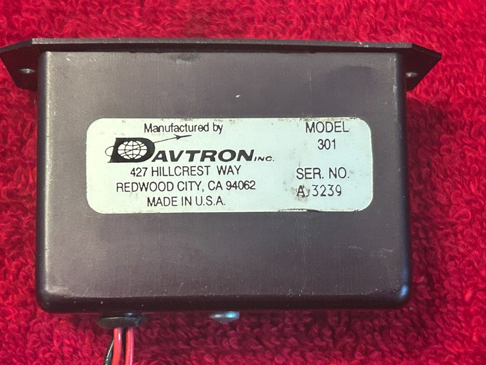 DAVTRON A301C OAT OUTSIDE AIR TEMPERATURE INDICATOR