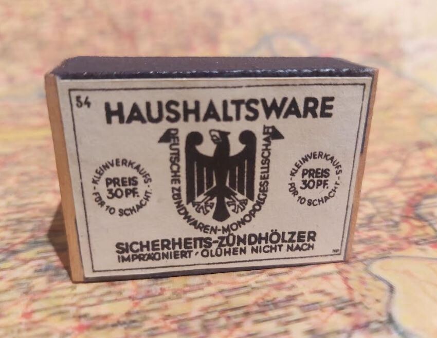 WW2 German matchbox - Haushaltsware safety matches