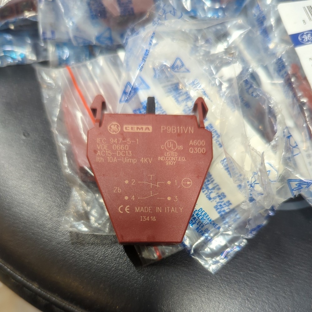 1PC P9B11VN 18700 Switch Button Auxiliary