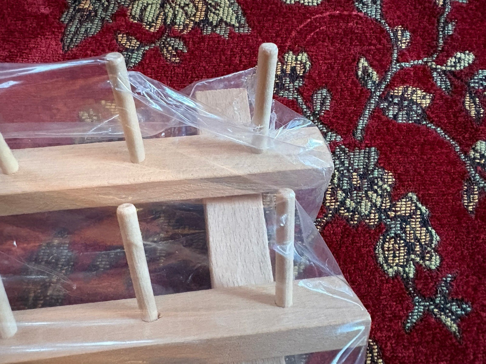 60 Spool Prym Consumer Inc USA Thread Holder Rack Stand Or Wall Hang, Sewing