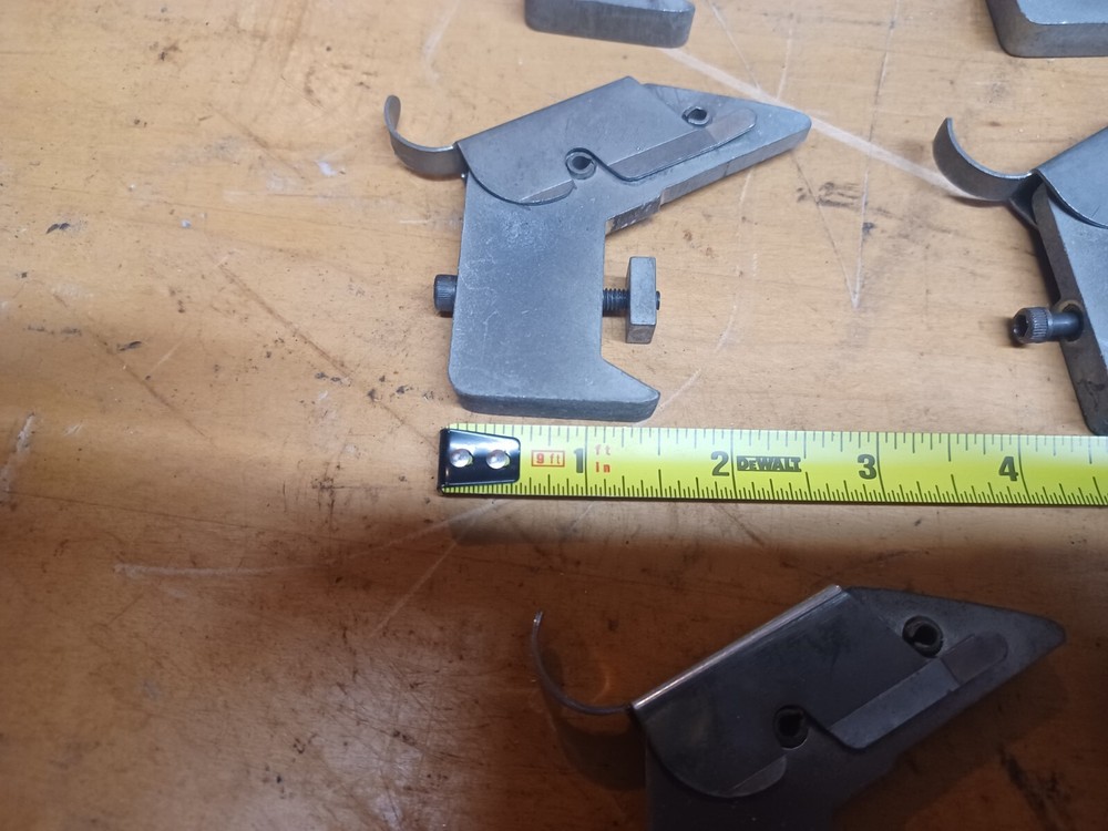 Razor slitter Holders. Fore fine narrow web slitting Lott.