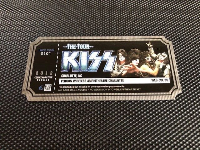 KISS - The Tour 2012 - VIP Merch bundle #1 + BONUS !!!!!!!