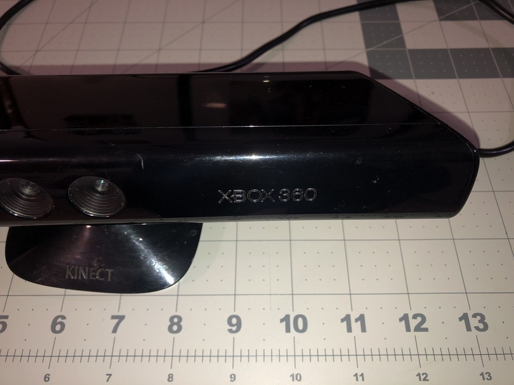 Model 1414 June 2007 Official Microsoft Xbox 360 Kinect Motion Sensor Bar