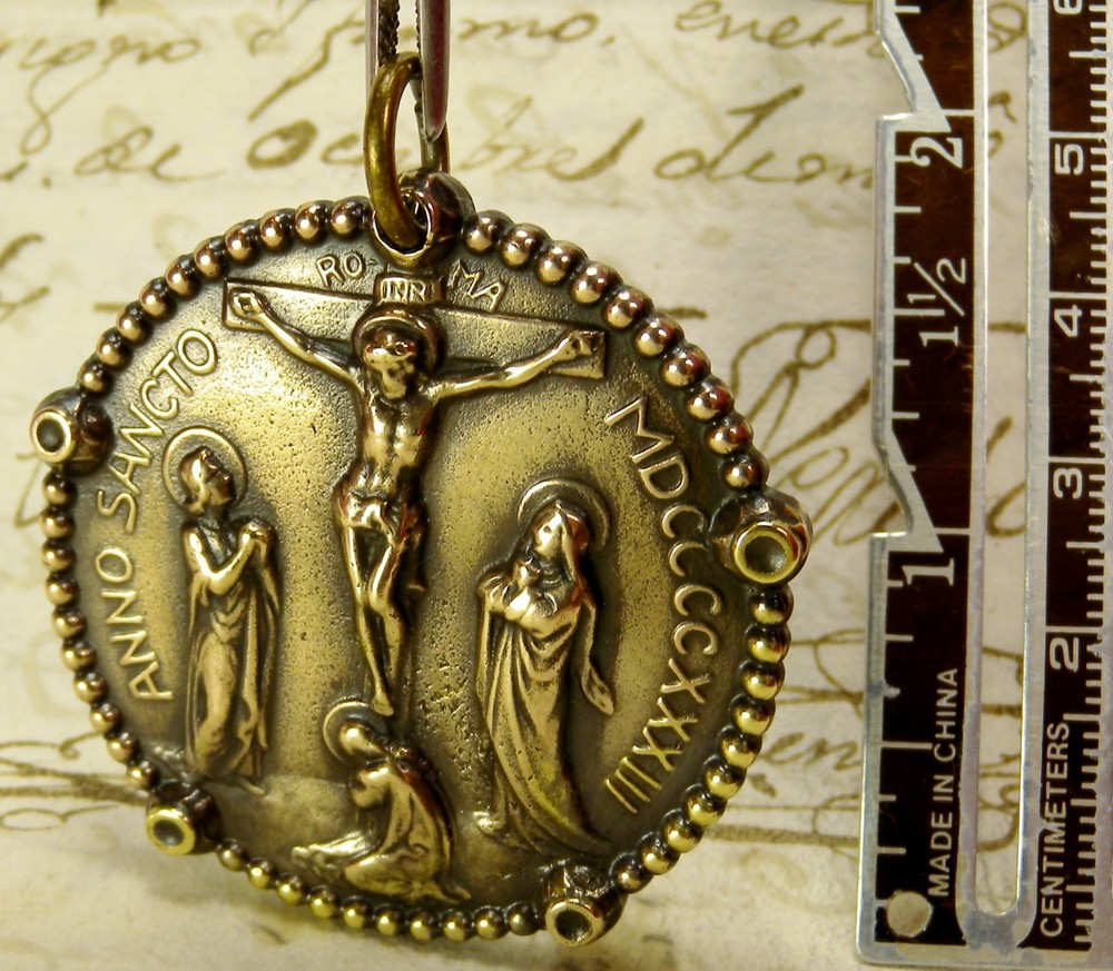 RARE WWII Chaplains Complete Catholic Rosary Fob 1933 Jubilee Year Bronze Medal