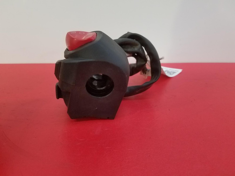 2019 YAMAHA X-MAX 125 IRON MAX RIGHT START SWITCH HAND CONTROLS