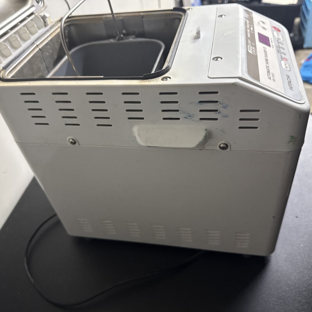 Hitachi Automatic Home Bakery II HB-B102 Home Bakery Bread Machine Bread Maker
