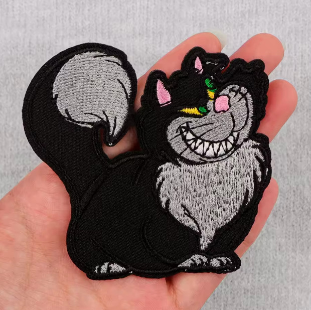 LUCIFER - BLACK CAT - CINDERELLA - 1950 - Embroidered Iron On Patch