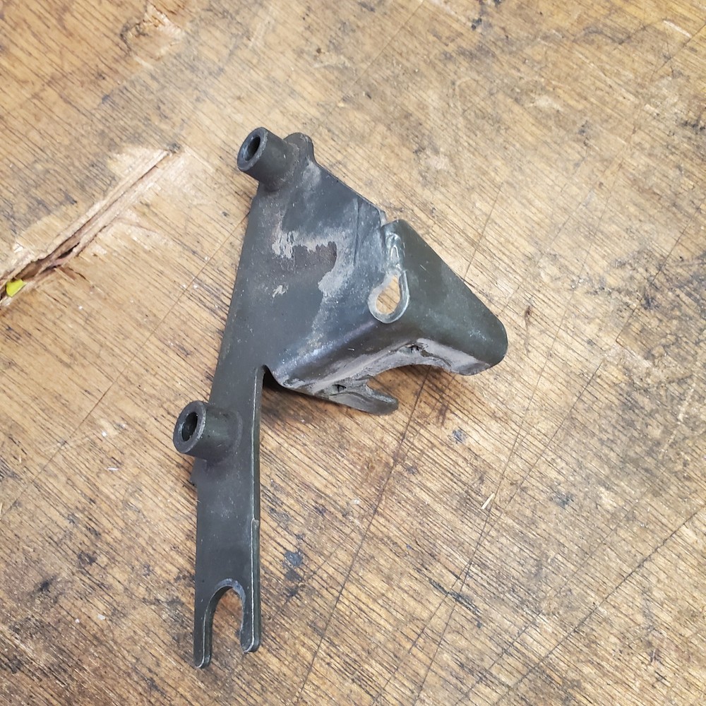 2002 Suzuki Eiger 400 4x4 Shift Cable Mount Holder Plate Bracket