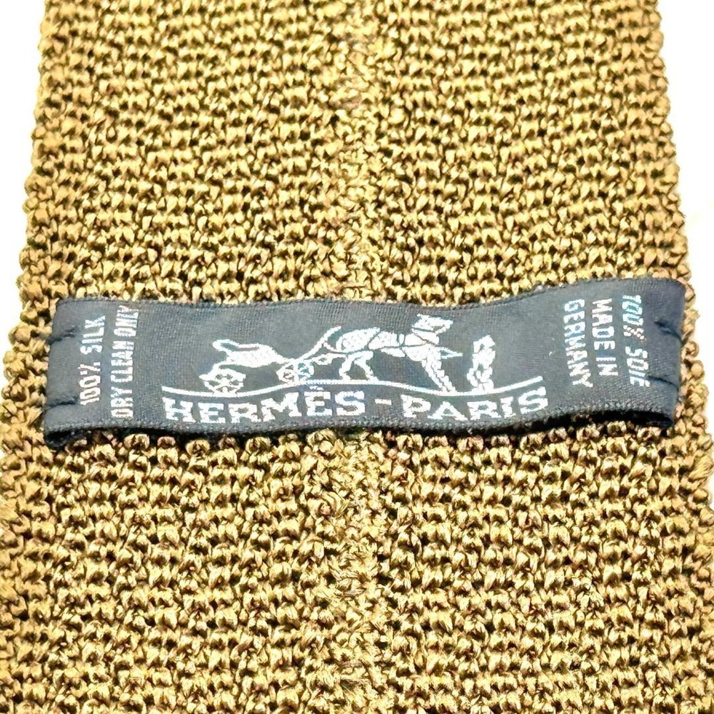 Hermes Brown Dot Pattern Knit Tie 100% Wool Excellent Condition