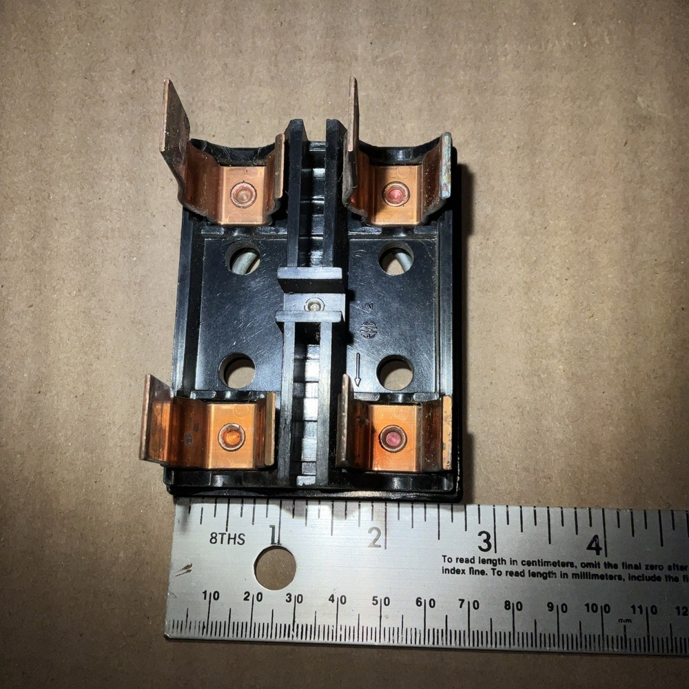 General Fuse Panel Pull Out 60 Amp 240 V