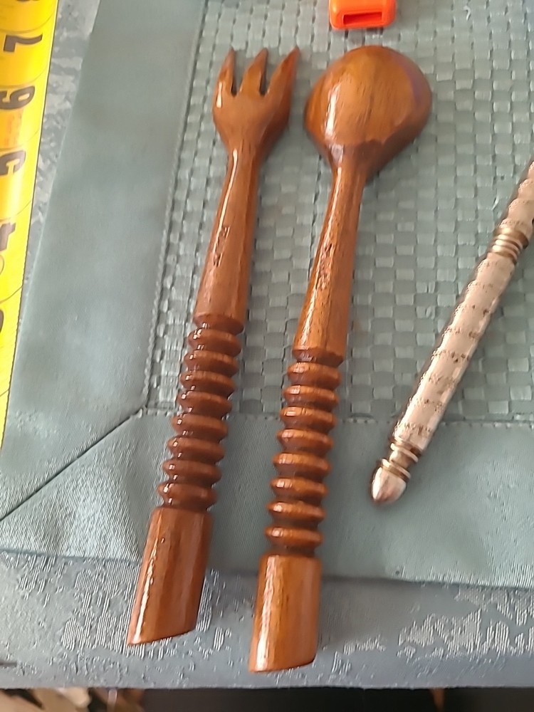 VINTAGE KITCHEN TOOLS (BIN TT)