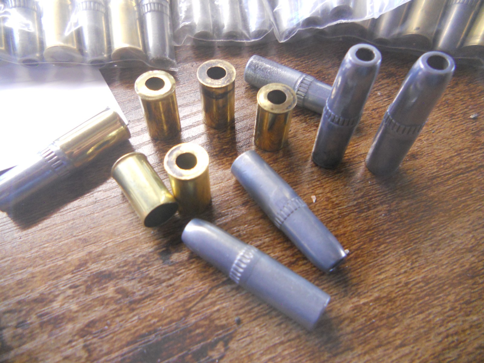 Hubley Colt 45 44 Set a 6 two piece. Bullets. open bottom #736