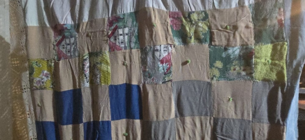 Vintage Handmade Patchwork Quilt Lightweight Thin Summer Quilt