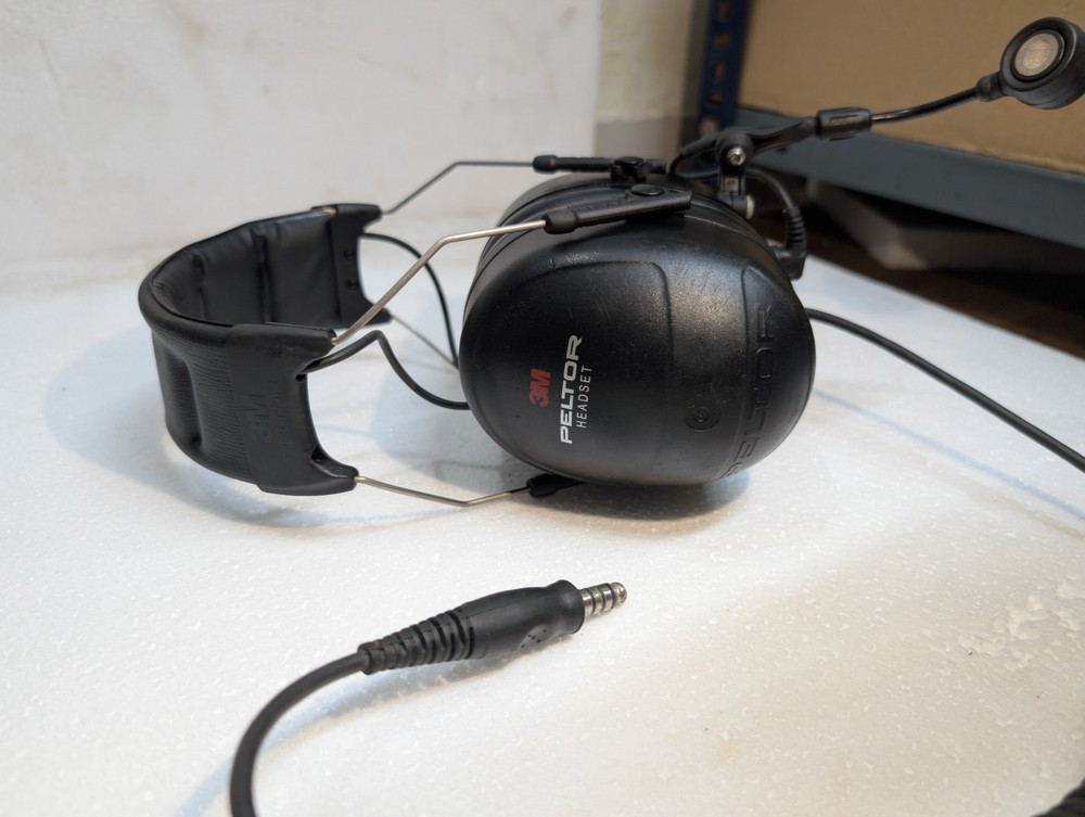 3M PELTOR HEADSET