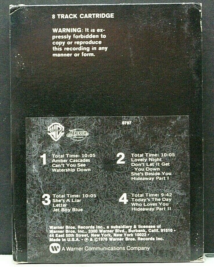 Americs: Hideaway, 8 track