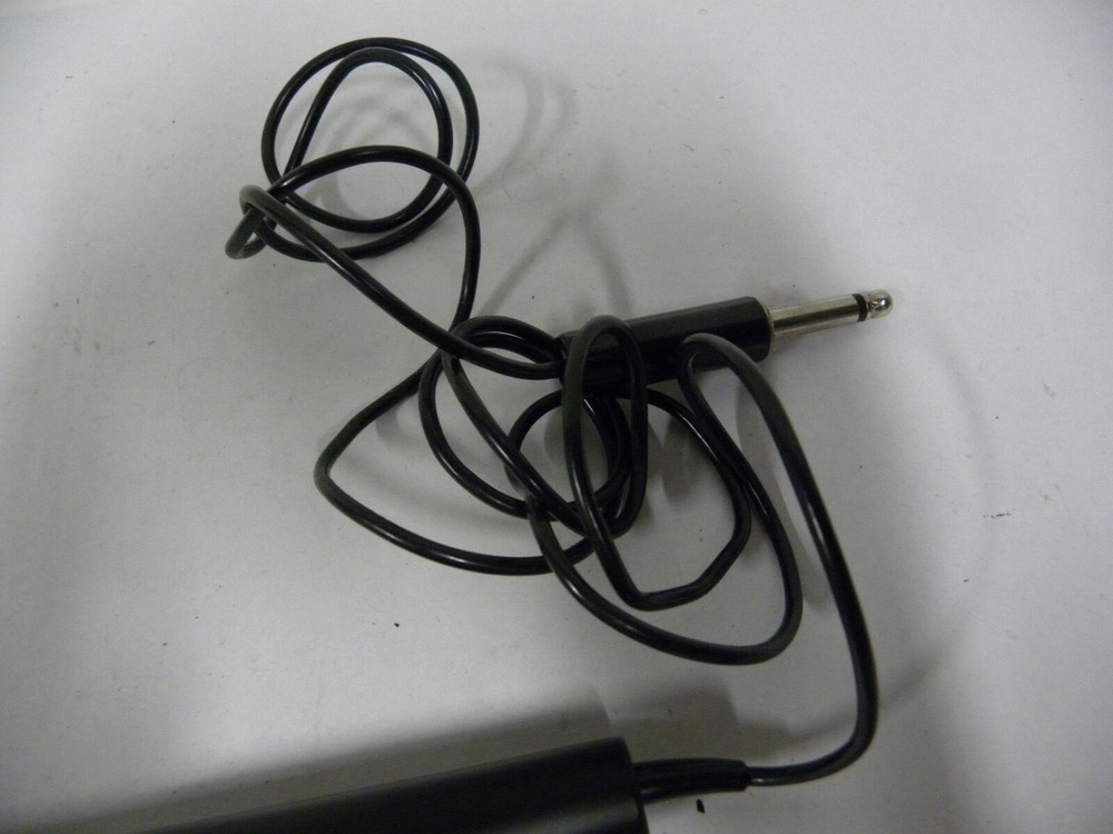 Vintage American D-20 Omnidirectional Dynamic Mic Microphone (A12)