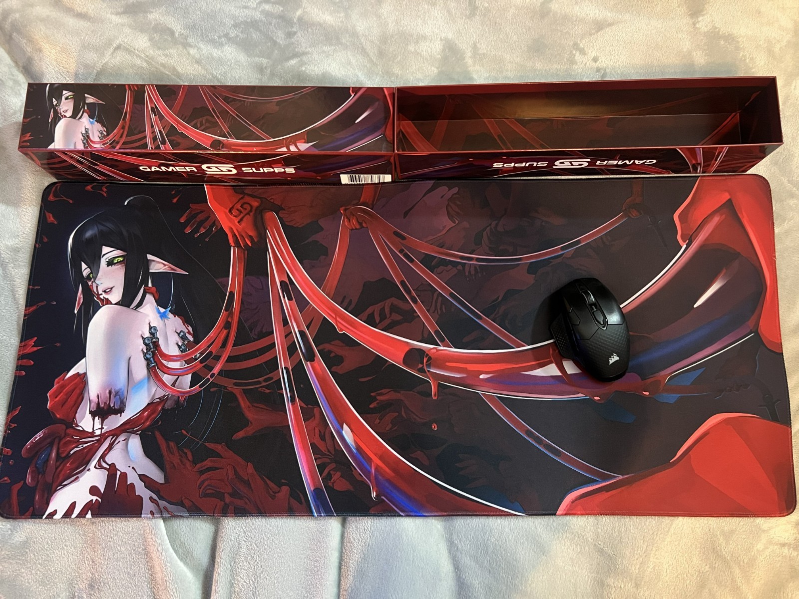 Gamersupps Layna Lazar Desk Mat / Gaming Mousepad