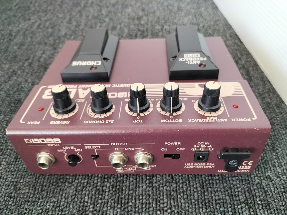 BOSS AD-3 Prelifier for acoustic guitar