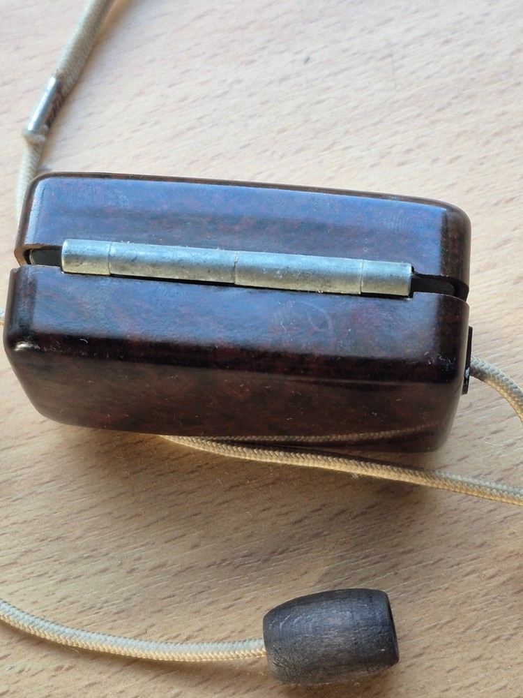VINTAGE bakelite safety razor blade sharpener, rare sharpening