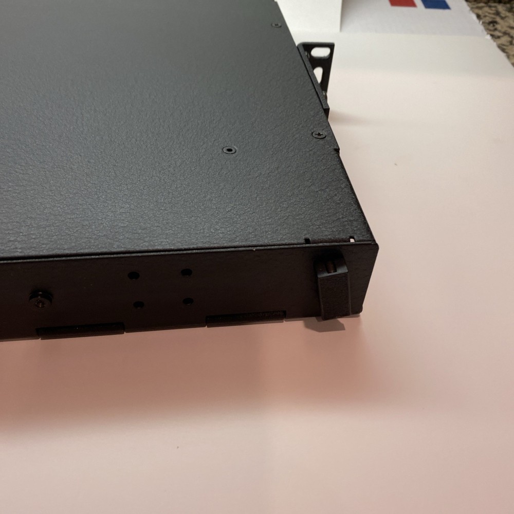 CORNING CCH-01U CABLE SYSTEM LANSCAPE with CONNECTOR HOUSING PANEL & Ears