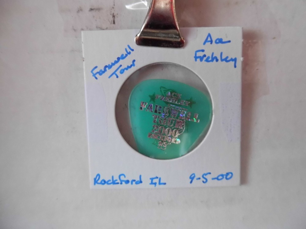 KISS "ACE FREHLEY" GUITAR PICK~ROCKFIELD, ILL 9/5/00~READ DESCRIPTION (8/5)