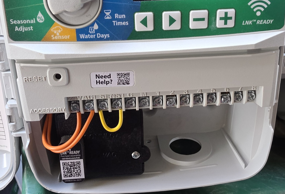 Rain Bird ESP-TM2 8 Zone Indoor/Outdoor Irrigation Controller Station