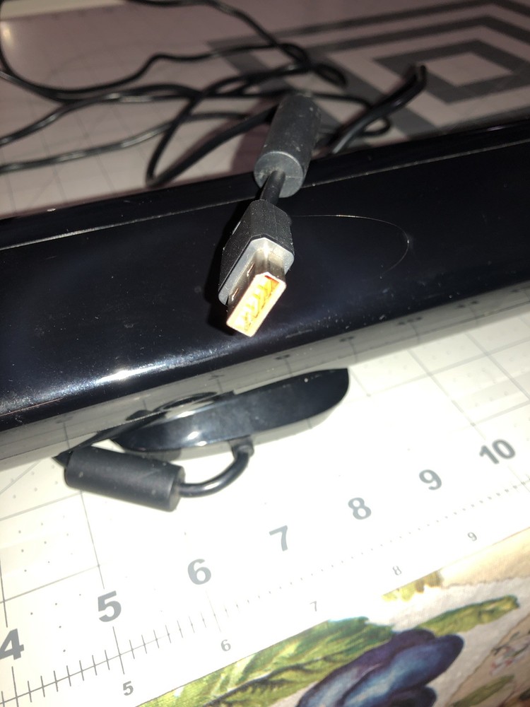 Model 1414 June 2007 Official Microsoft Xbox 360 Kinect Motion Sensor Bar