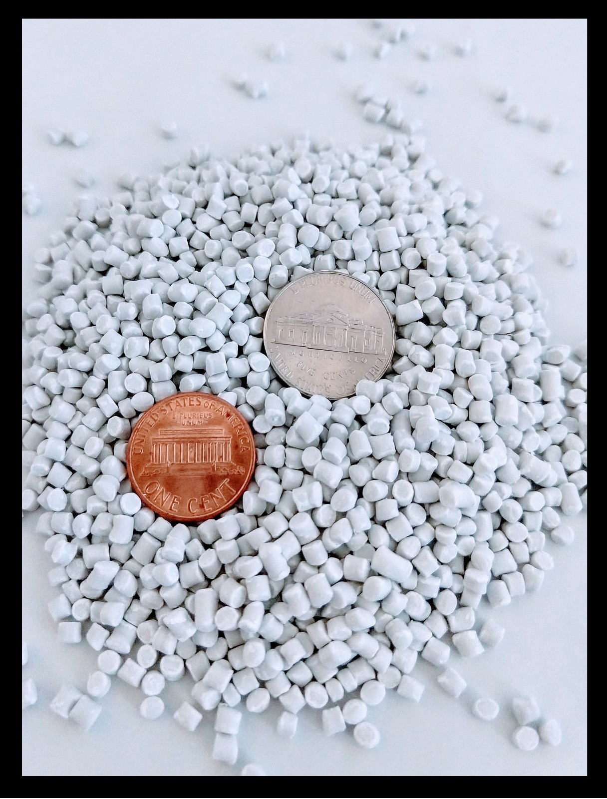 19 lbs Plastic Poly Pellets Cornhole Bags Weighted Blankets Heavy White