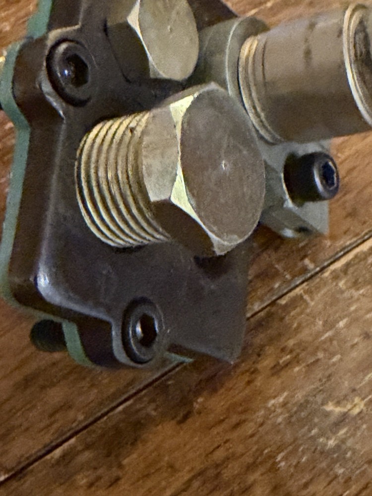 Dillon Precision Toolhead - Square Deal B #20113