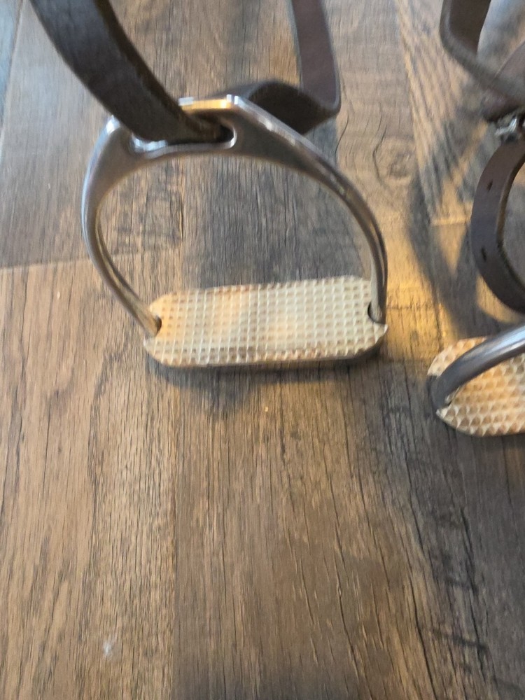 English Sturrips With Leathers