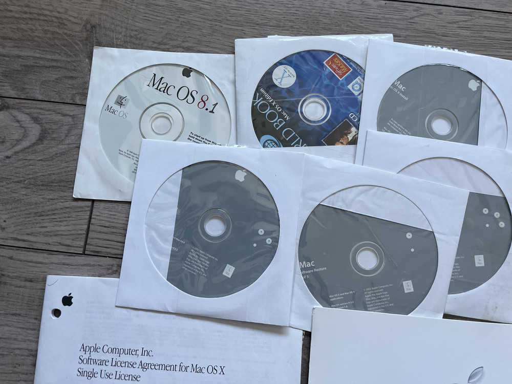Vintage Apple iMac G3 User's Guide, Setup Guide, original paperwork CD