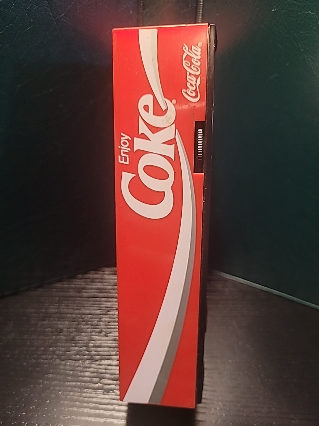 1989 Coca-Cola Coke Pop/Soda Machine Replica Radio - Not in Working Condition