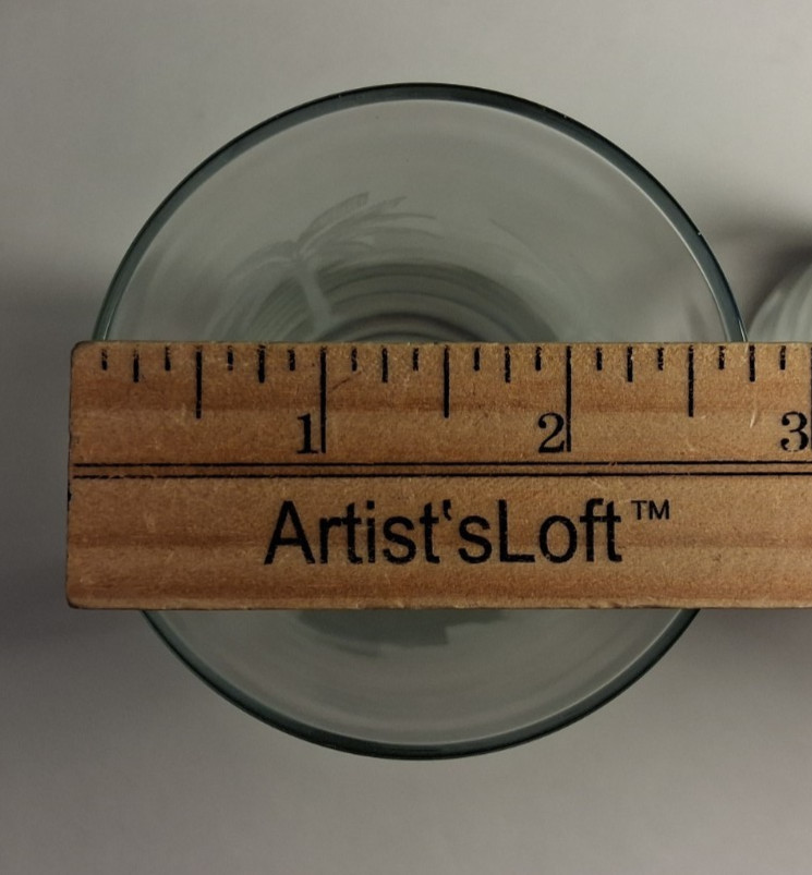 Tropical Beach Theme Glasses Set of 4 Palm Trees Retro 6-1/4" Tall 2 3/4" Dia.