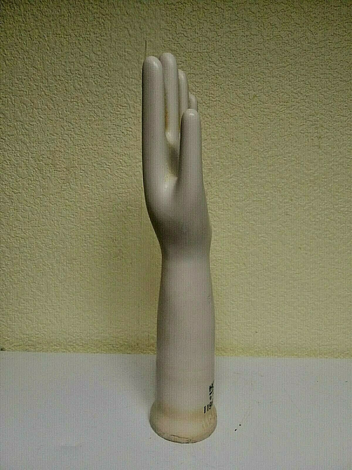 Vintage Germany Porcelain Hand Glove Display HCT 9 86 1196 / 5 Rare!!!