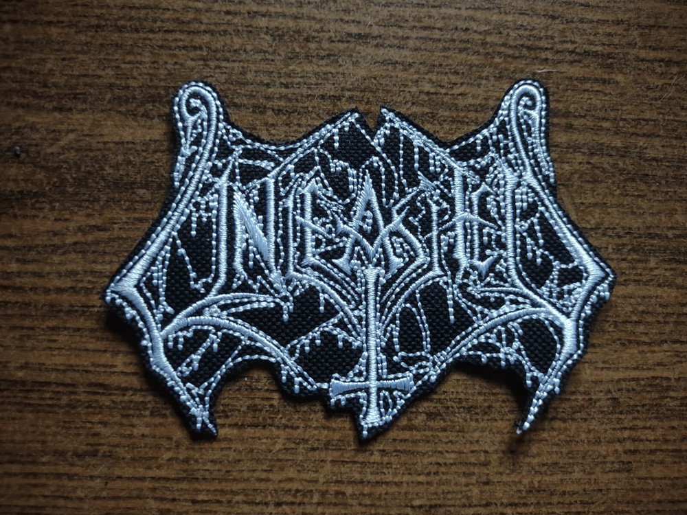 UNLEASHED,IRON ON WHITE EMBROIDRED PATCH