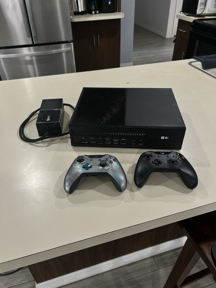 Microsoft Xbox One Black Console Wi-Fi Capability with Two Controllers