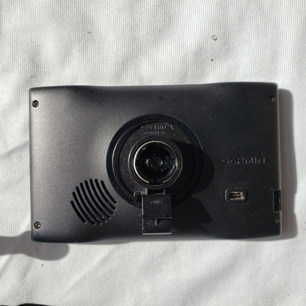 GARMIN Nuvi GPS Unit 145-01414-11