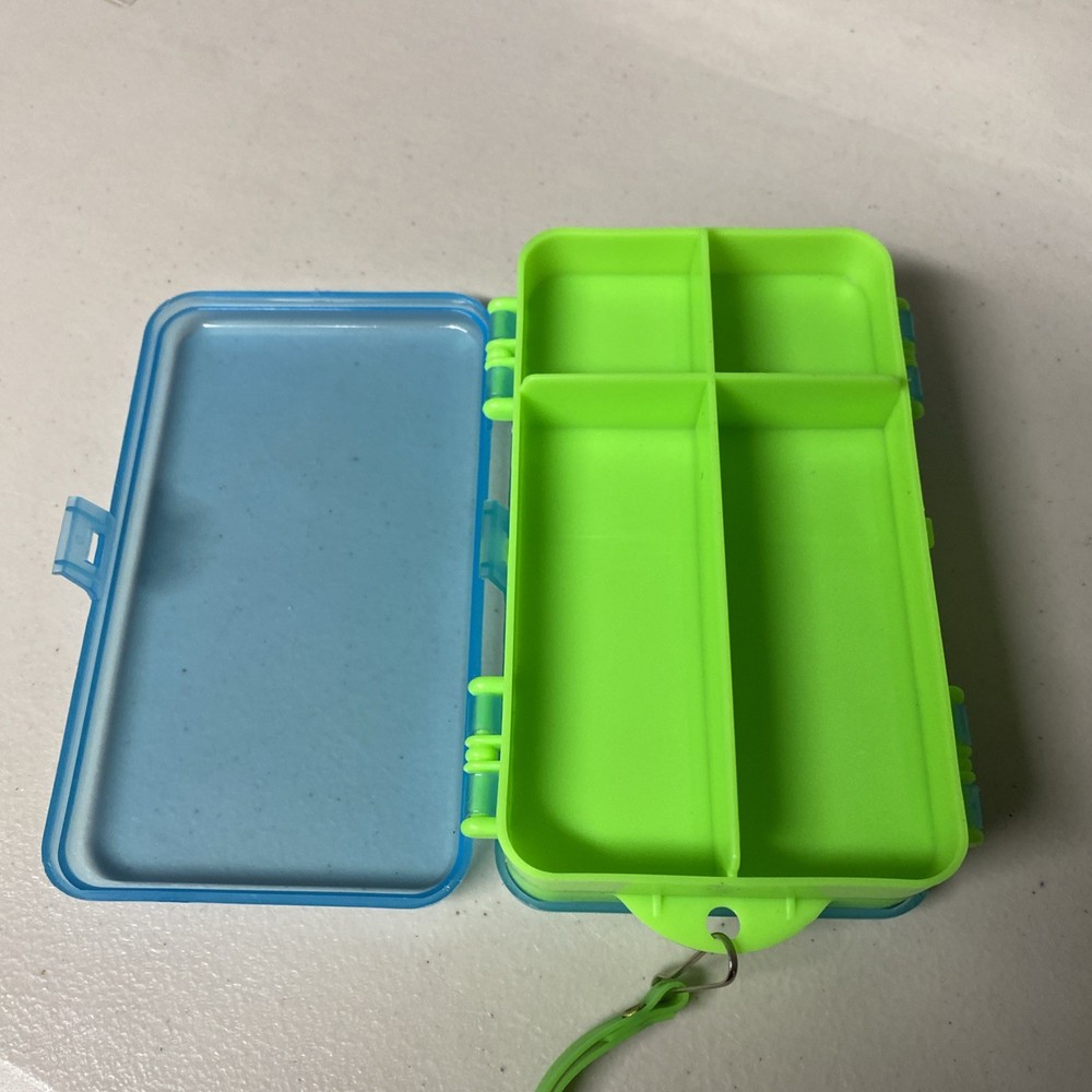 8 tray crafting travel container with wrist strap