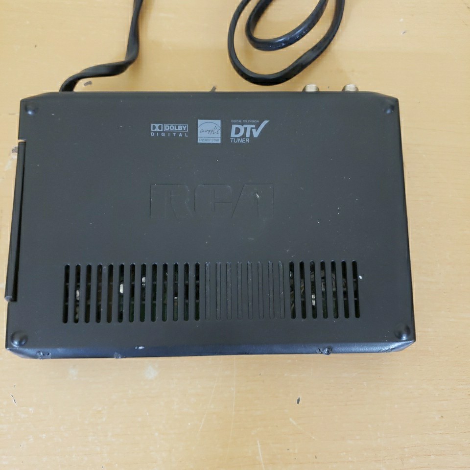 RCA DTA809 ATSC Converter Box
