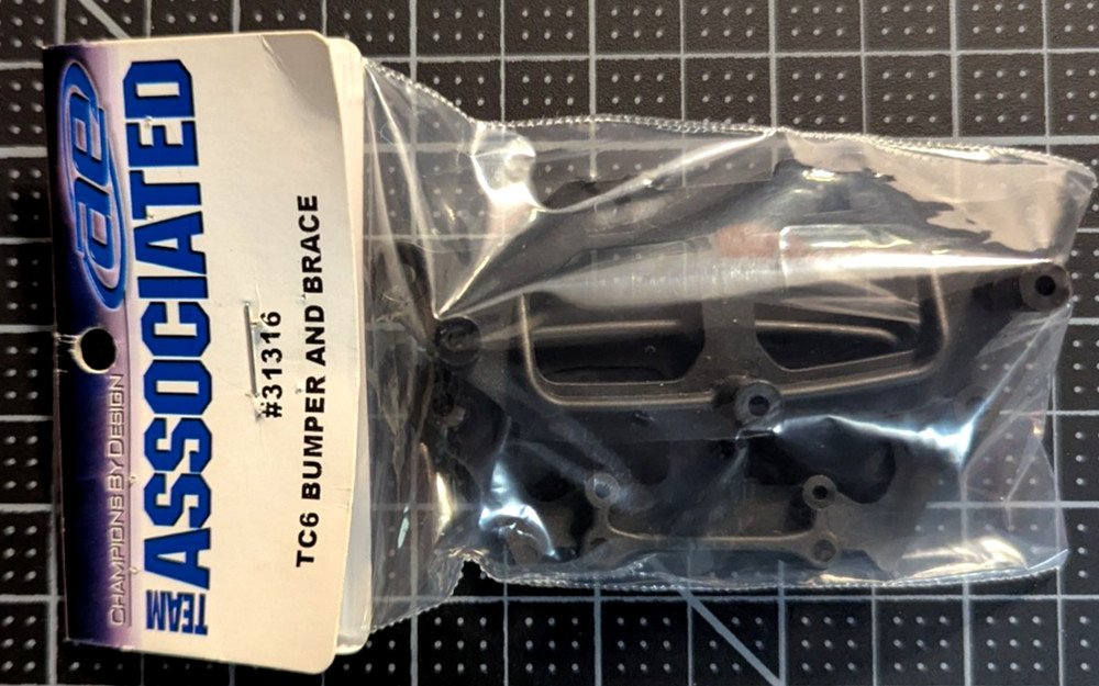 31316	Team Associated TC6 Bumper & Brace