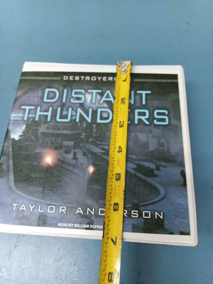 Distant Thunders : Destroyermen by Taylor Anderson (LL)