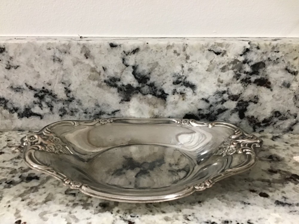 Vintage ORLEANS Bonbon Oval Floral Silverplate by International Silver