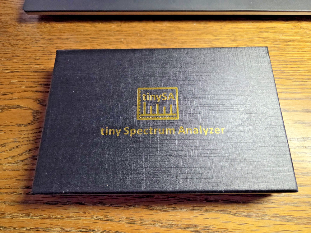 Tiny Spectrum Analyzer TinySA 100kHz-960MHz Portable Frequency Analyzer in Box