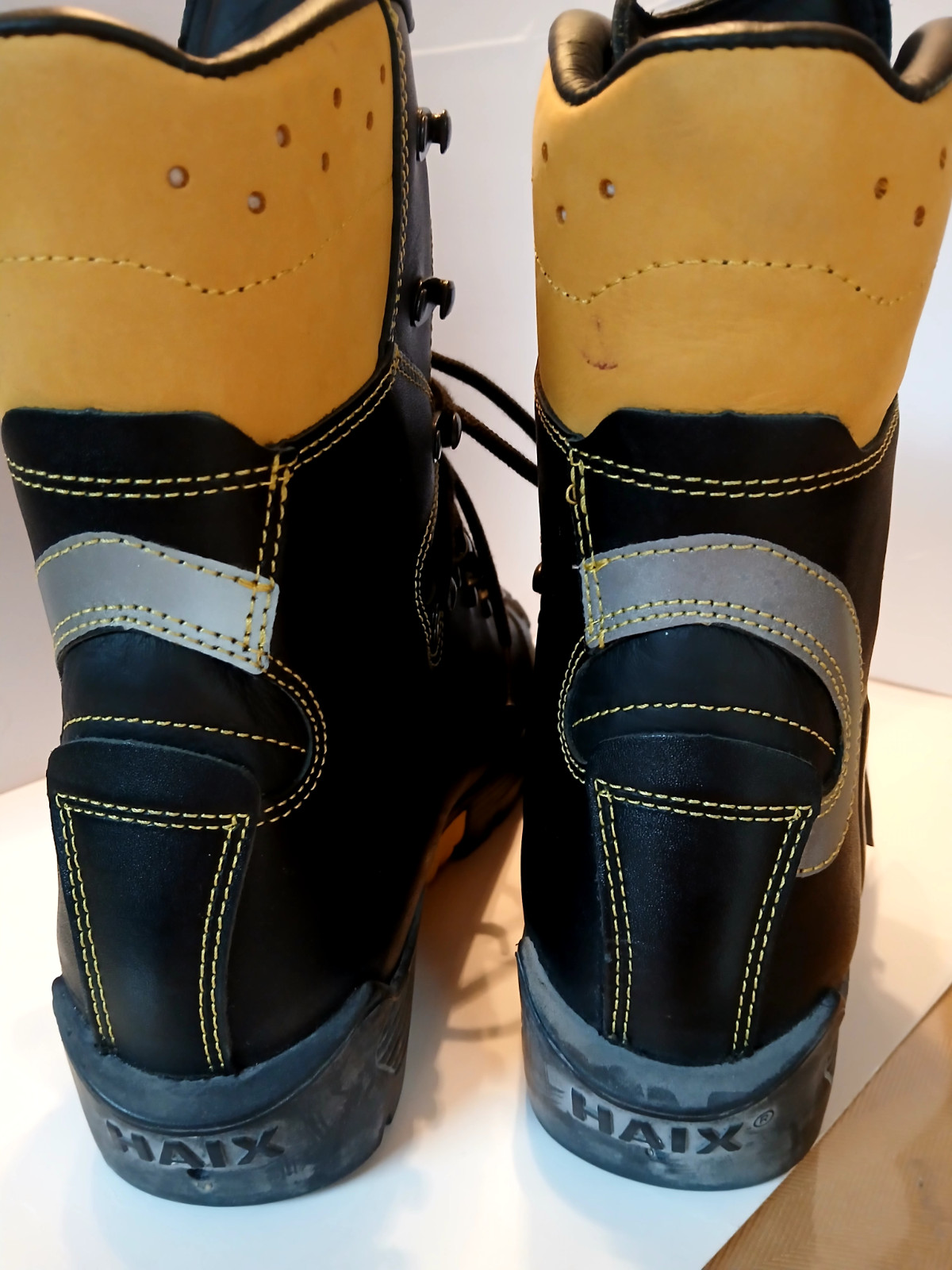 Women's size 9 HAIX Fire Hiker Boots