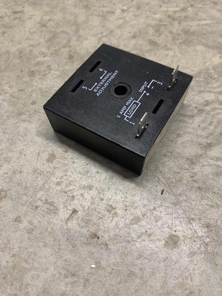ABB Solid State Timer TS12190, 24 VAC