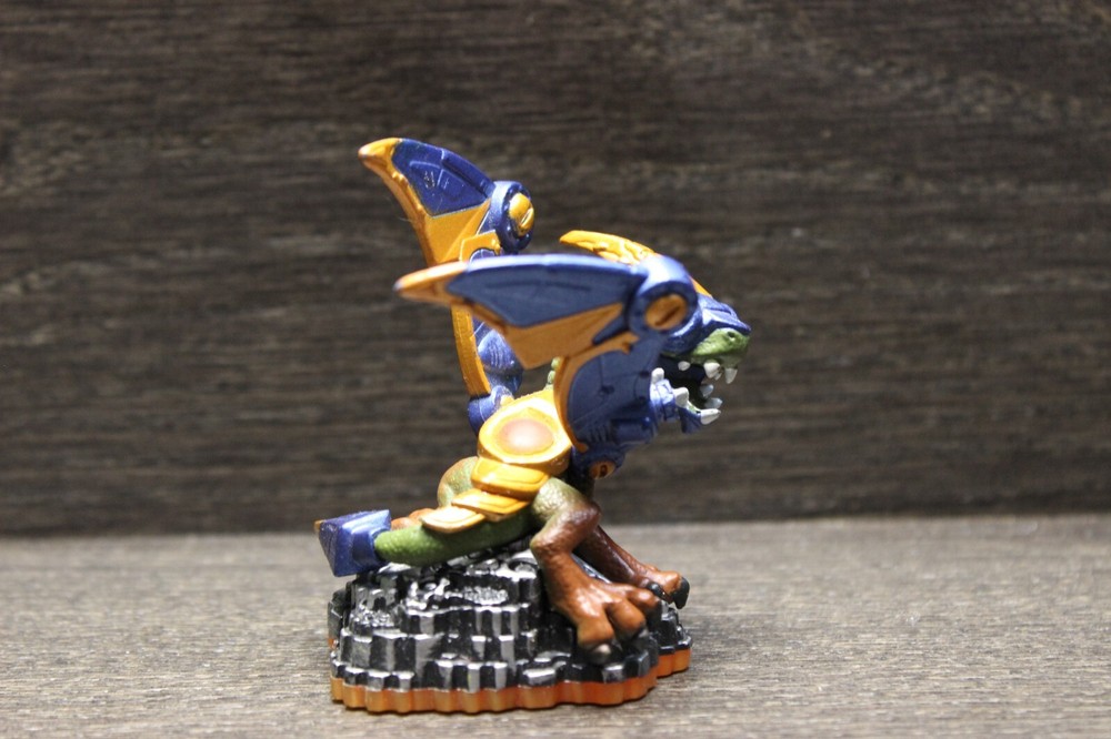 2012 Skylanders Giants - Lightcore Drobot - Character Figure Model # 84549888