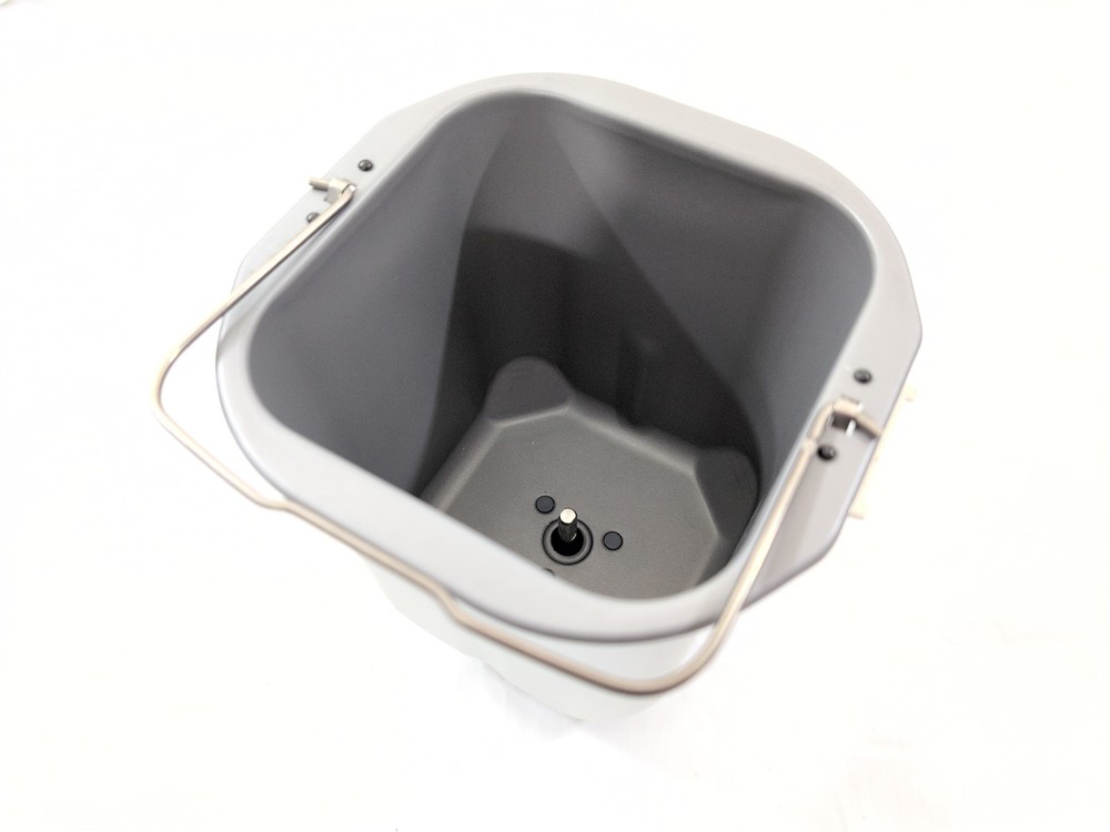 (no paddle)Black And Decker Bread Maker Pan only Model B1800