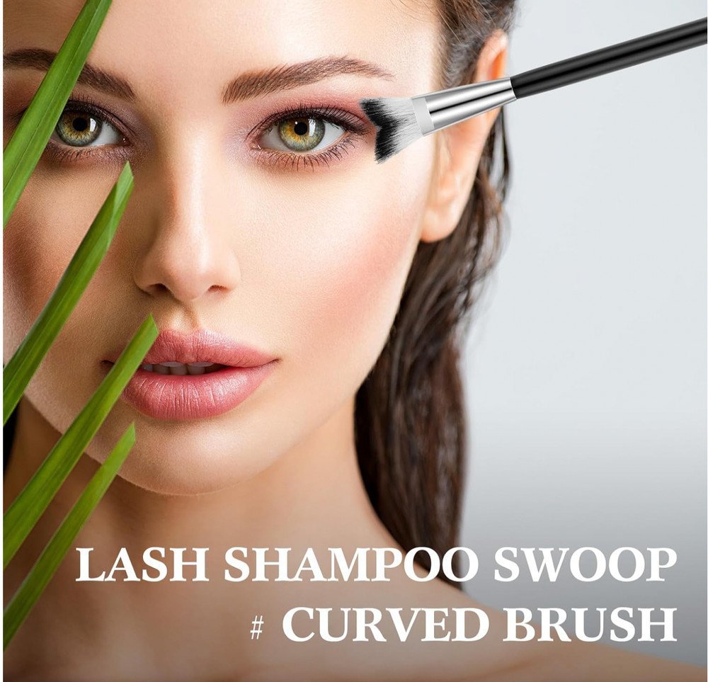 Lash Shampoo Swooped Cleansing Brush