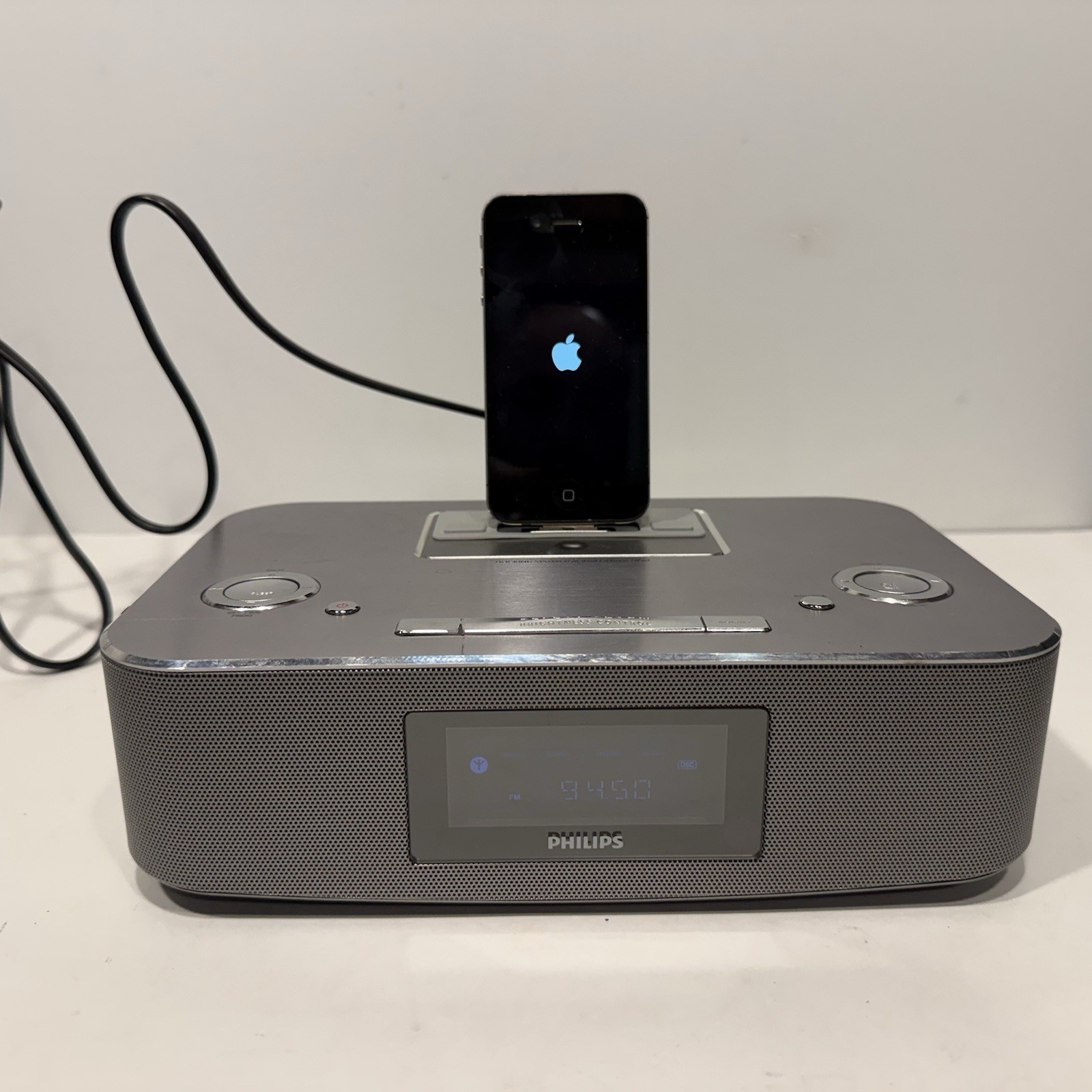 Philips DC291/37 iPod iPhone Speaker Dock Alarm Clock Tested Working