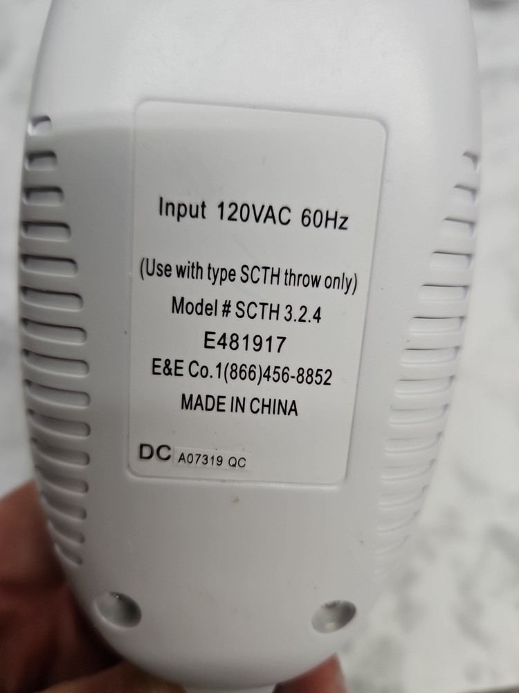 Woolrichs Heated Electric Throw Blanket Controller Remote SCTH 3.2.4 White